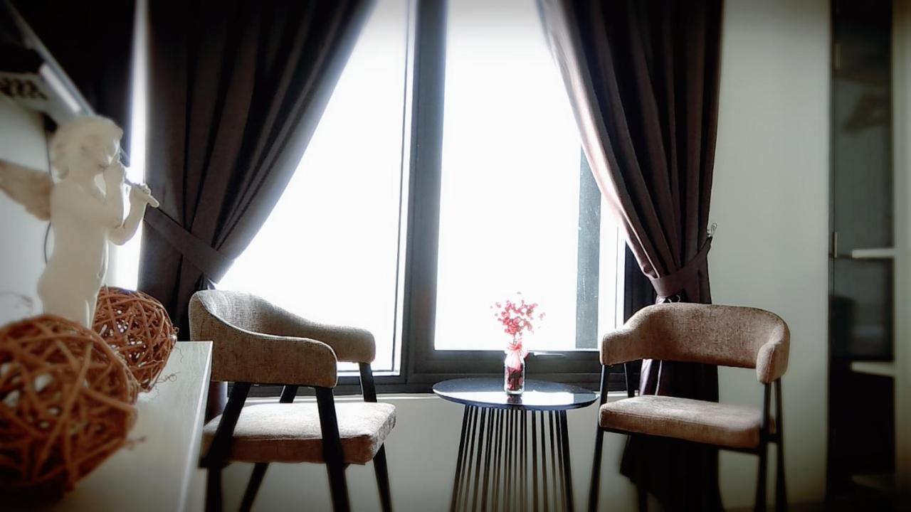 Tropicana Suite@Jalan Macalister George Town Exterior photo